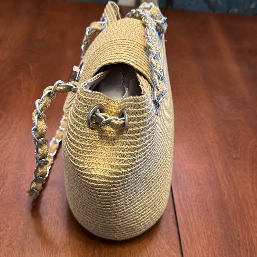 Straw Bag - Picture 4 of 7